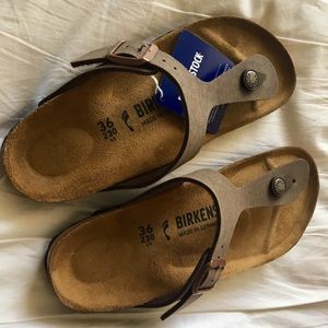 Birkenstock Gizah Mocha 36 Narrow NIB